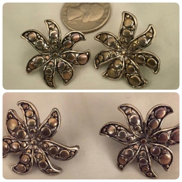 Flower 🌺 necklace and earring set - Picture 6 of 8